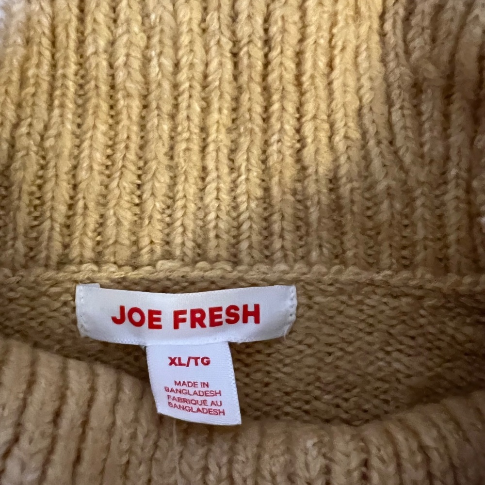 Joe Fresh sweater - Picture 2 of 2